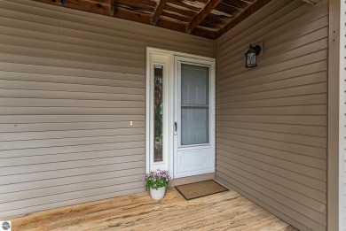 An almost 2000 sq foot condo, consisting of 2 floors and awesome on Crown Golf Course in Michigan - for sale on GolfHomes.com, golf home, golf lot