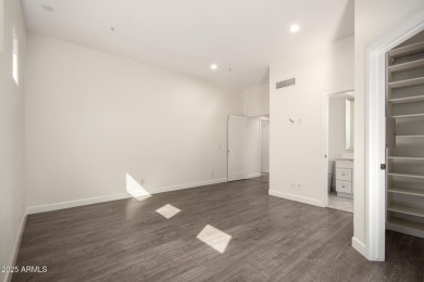 This beautiful 2-bedroom townhome in the exclusive Oasis at on Gainey Ranch Golf Club in Arizona - for sale on GolfHomes.com, golf home, golf lot