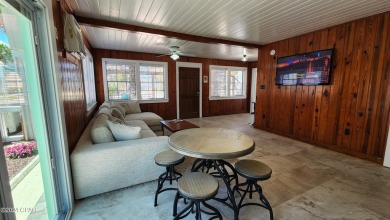 Discover your perfect  (NO HOA) getaway at this newly remodeled on Signal Hill Golf Course, Inc. in Florida - for sale on GolfHomes.com, golf home, golf lot