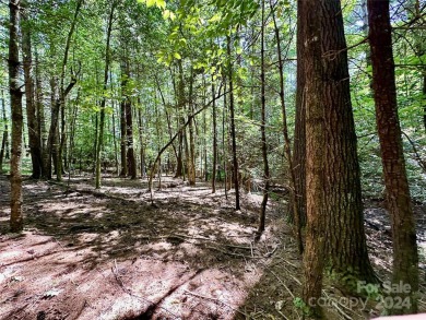 Located on Kingfisher Trace, an enclave of just 9 private lots on Marion Lake Club in North Carolina - for sale on GolfHomes.com, golf home, golf lot