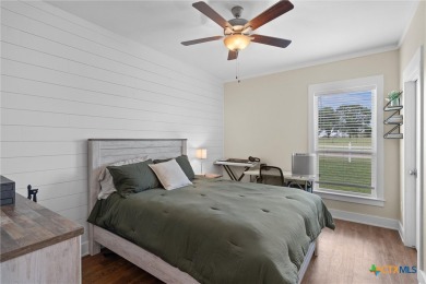 For those looking to live life without limits, this on Greenbrier Golf Club in Texas - for sale on GolfHomes.com, golf home, golf lot