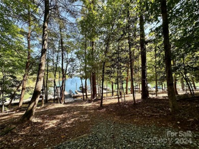 Located on Kingfisher Trace, an enclave of just 9 private lots on Marion Lake Club in North Carolina - for sale on GolfHomes.com, golf home, golf lot