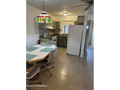 Popular 2 Bedroom WESTWOOD model in mint clean condition on Keswick Village Golf Course in New Jersey - for sale on GolfHomes.com, golf home, golf lot