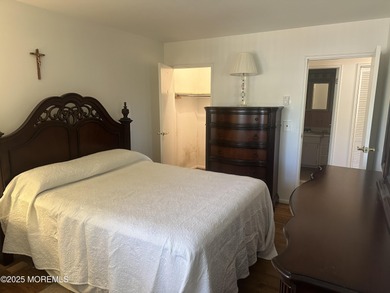 Popular 2 Bedroom WESTWOOD model in mint clean condition on Keswick Village Golf Course in New Jersey - for sale on GolfHomes.com, golf home, golf lot