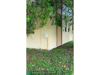 Great first floor, corner unit - renovated bathrooms and all on Oriole Golf and Tennis Club in Florida - for sale on GolfHomes.com, golf home, golf lot