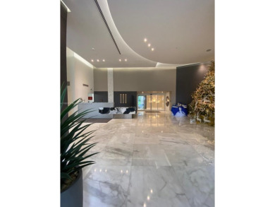 Lovely 1 bed/1.5 bath Pent House with great views in Aventura on Turnberry Isle Resort and Club in Florida - for sale on GolfHomes.com, golf home, golf lot