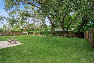 This fully remodeled 2 bedroom, 1.5 bathroom single story home on The Dunedin Country Club in Florida - for sale on GolfHomes.com, golf home, golf lot