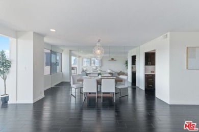 STUNNING NORTH FACING CONDO IN THE COMSTOCK! This beautifully on Los Angeles Country Club in California - for sale on GolfHomes.com, golf home, golf lot
