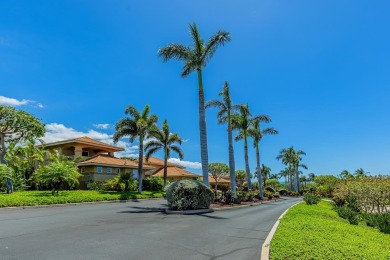 Hokulani Golf Villas Unit 103 is tasteful, elegant, & most on Maui Elleair Golf Club in Hawaii - for sale on GolfHomes.com, golf home, golf lot