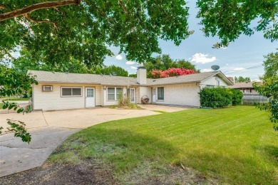 Worry free and move in ready, this home in the Heart of Farmers on Brookhaven Country Club - Golf Course in Texas - for sale on GolfHomes.com, golf home, golf lot