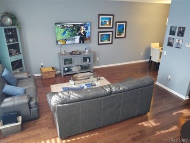 ******OPEN HOUSE SUNDAY 6/1/25 1:00 TO 3:00****** COME AND SEE on Stony Creek Metropark Golf Course in Michigan - for sale on GolfHomes.com, golf home, golf lot