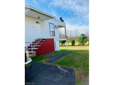 Completely Renovated 4 Bedroom 2 Bathroom End-Unit In Desirable on High Point Golf Club in New Jersey - for sale on GolfHomes.com, golf home, golf lot