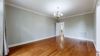 Gorgeous home in Lone Oak has a large fully fenced yard! Inside on Rolling Hills Country Club in Kentucky - for sale on GolfHomes.com, golf home, golf lot