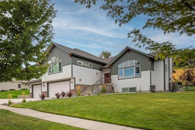 Welcome to this well-cared for 5-bedroom, 3.5-bathroom home in on The Highlands Golf Club in Montana - for sale on GolfHomes.com, golf home, golf lot