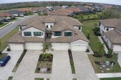 Grab your Flip-Flops or Golf Shoes--your dream home awaits in on Lakewood National Golf Club in Florida - for sale on GolfHomes.com, golf home, golf lot