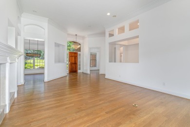 *Seller Offering $15,000 in Seller Concessions* Tour the home on Triple Crown Country Club in Kentucky - for sale on GolfHomes.com, golf home, golf lot