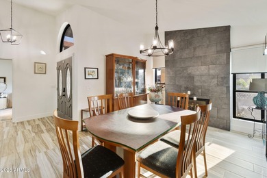 Completely turn-key 2BR, 2BA plus den Posada model on a large on Cottonwood Country Club in Arizona - for sale on GolfHomes.com, golf home, golf lot