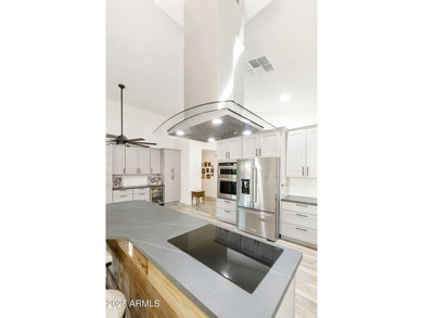 Completely turn-key 2BR, 2BA plus den Posada model on a large on Cottonwood Country Club in Arizona - for sale on GolfHomes.com, golf home, golf lot