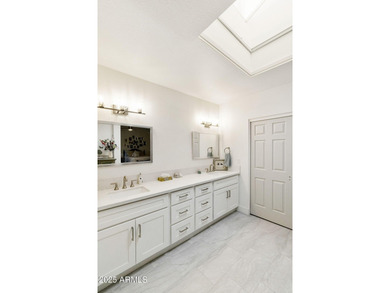 Completely turn-key 2BR, 2BA plus den Posada model on a large on Cottonwood Country Club in Arizona - for sale on GolfHomes.com, golf home, golf lot