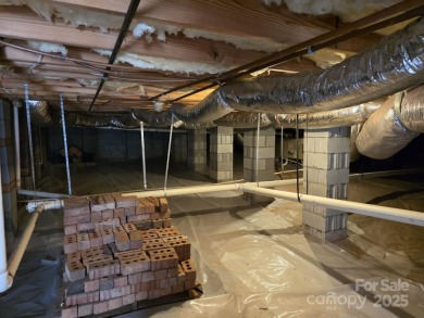 Rare find: single-level living in the Peninsula! Custom brick on The Peninsula Club in North Carolina - for sale on GolfHomes.com, golf home, golf lot