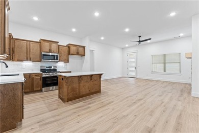 Preferred Lender credit up to $3K; Plus builder credit up to on Bella Vista - Metfield Golf Complex and Country Club in Arkansas - for sale on GolfHomes.com, golf home, golf lot