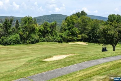 This beautiful 3-bedroom 2 bath end unit located on the golf on Minerals Golf Club in New Jersey - for sale on GolfHomes.com, golf home, golf lot