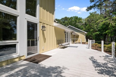 Spacious home, that has been meticulously maintained , located on Washington Yacht and Country Club in North Carolina - for sale on GolfHomes.com, golf home, golf lot