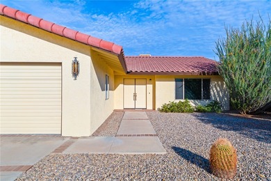 Welcome to 1135 Avenida Del Sol, a well-maintained and on Chaparral Golf and Country Club in Arizona - for sale on GolfHomes.com, golf home, golf lot