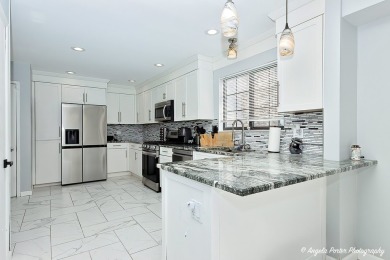 Welcome to your new GREAT home of modern comfort and timeless on Heather Ridge Golf Club in Illinois - for sale on GolfHomes.com, golf home, golf lot