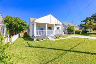 This updated, fully furnished 3-bedroom, 2-bath home in Beaufort on North River Club in North Carolina - for sale on GolfHomes.com, golf home, golf lot