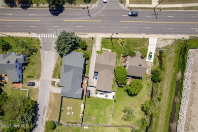 This updated, fully furnished 3-bedroom, 2-bath home in Beaufort on North River Club in North Carolina - for sale on GolfHomes.com, golf home, golf lot
