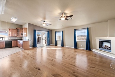 Welcome to this inviting 3-bedroom, 2-bath home located in the on Valle Vista Golf Course in Arizona - for sale on GolfHomes.com, golf home, golf lot