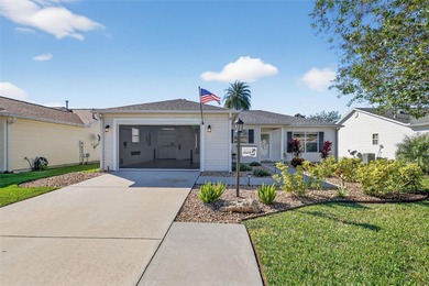 FABULOUS, METICULOUSLY-MAINTAINED, TURNKEY 3/2 Corpus Christi on The Links of Spruce Creek in Florida - for sale on GolfHomes.com, golf home, golf lot