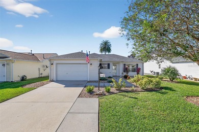 FABULOUS, METICULOUSLY-MAINTAINED, TURNKEY 3/2 Corpus Christi on The Links of Spruce Creek in Florida - for sale on GolfHomes.com, golf home, golf lot