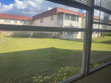 2/2 updated, open kitchen to the livingroom ,1st floor condo on Addison Reserve in Florida - for sale on GolfHomes.com, golf home, golf lot