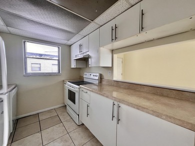 FOR SALE- 1bed 1Bath fourth floor condo. Unit rented until on The President Country Club in Florida - for sale on GolfHomes.com, golf home, golf lot