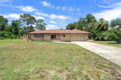 Sellers are MOTIVATED!! Come see this unmistakable home that on Plantation Inn and Golf Resort  in Florida - for sale on GolfHomes.com, golf home, golf lot