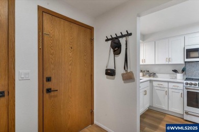 McNary View Estates!!!  Completely updated two story Condo on  in Oregon - for sale on GolfHomes.com, golf home, golf lot