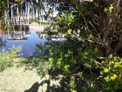 This lot is on a DIRECT ACCESS SAILBOAT CANAL This lot also has on Saint Andrews South Golf Club in Florida - for sale on GolfHomes.com, golf home, golf lot