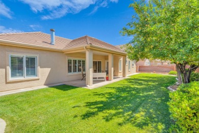 Welcome to this beautifully maintained 3-bedroom, 2-bathroom on Sky Mountain Golf Course in Utah - for sale on GolfHomes.com, golf home, golf lot