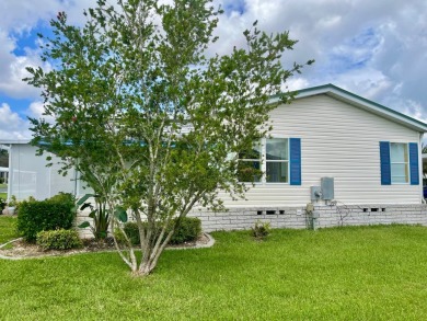 This 2 Bedroom, 2 Bath split floor plan is open and light and on Water Oak Country Club Estates in Florida - for sale on GolfHomes.com, golf home, golf lot