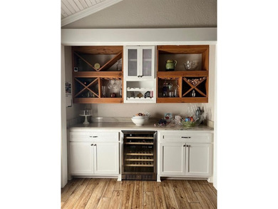 Beautiful family home in PAR Village! If you like to golf, fish on P.A.R. Country Club in Texas - for sale on GolfHomes.com, golf home, golf lot