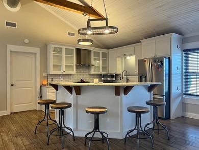 Beautiful family home in PAR Village! If you like to golf, fish on P.A.R. Country Club in Texas - for sale on GolfHomes.com, golf home, golf lot