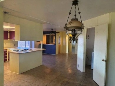 A place to call Home! Come see this two-bedroom, two bathrooms on Colonial Country Club in California - for sale on GolfHomes.com, golf home, golf lot