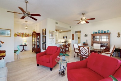 Fabulously updated END UNIT golf view home w/loads of light on Oak Harbor Country Club in Florida - for sale on GolfHomes.com, golf home, golf lot
