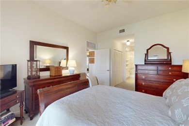 Fabulously updated END UNIT golf view home w/loads of light on Oak Harbor Country Club in Florida - for sale on GolfHomes.com, golf home, golf lot