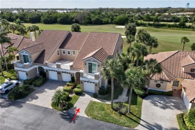Fabulously updated END UNIT golf view home w/loads of light on Oak Harbor Country Club in Florida - for sale on GolfHomes.com, golf home, golf lot