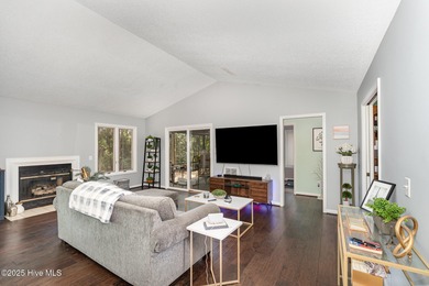 Enjoy effortless one-level living in this beautifully maintained on Pinehurst  No. 6 Golf Course in North Carolina - for sale on GolfHomes.com, golf home, golf lot