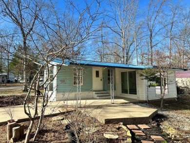 Charming Fully Remodeled Home in Holiday Out RV Park. Discover on Lake Tansi Village Country Club in Tennessee - for sale on GolfHomes.com, golf home, golf lot