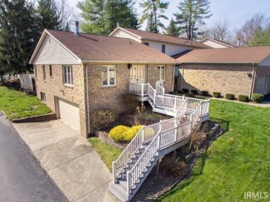 Welcome to this inviting corner condo in the sought-after Oak on Oak Meadow Golf Club in Indiana - for sale on GolfHomes.com, golf home, golf lot